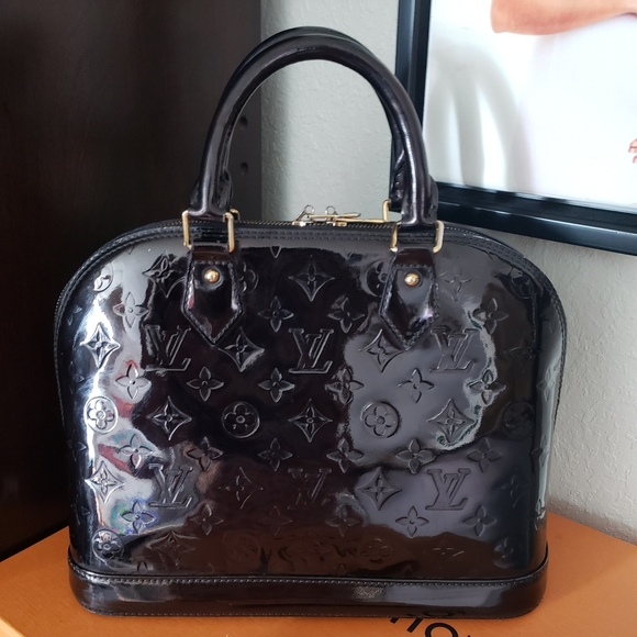 SOLD - Picture 2 of 16